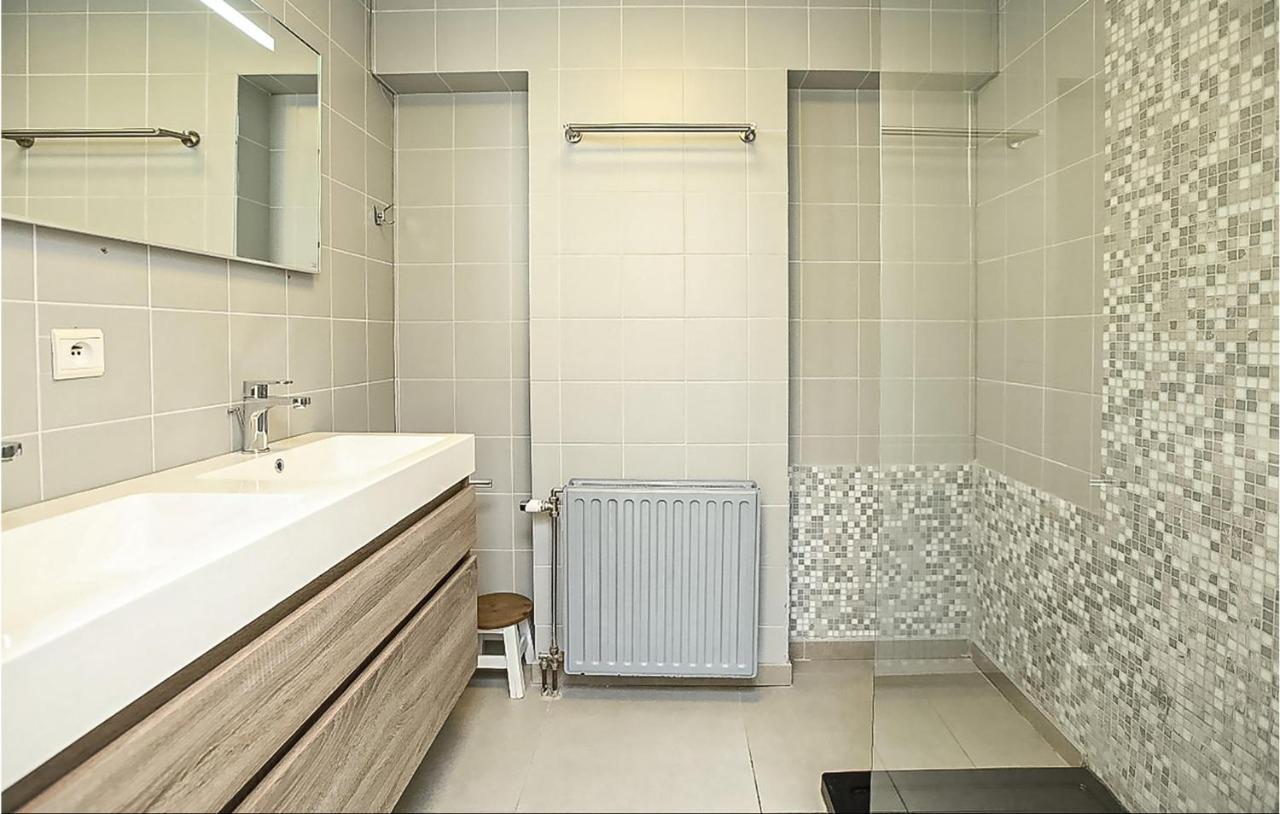 Amazing Apartment In Oostende With House Sea View Exterior foto